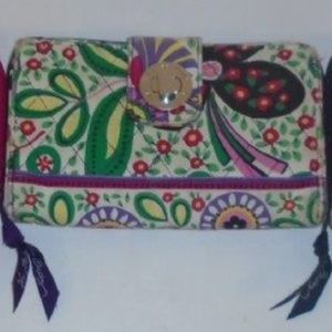 Vera BRADLEY EuroTurn lock Wallets